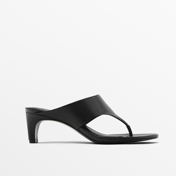 Massimo Dutti Shoes - NWT. Massimo Dutti Black Leather High-Heel Sandals. Size 9